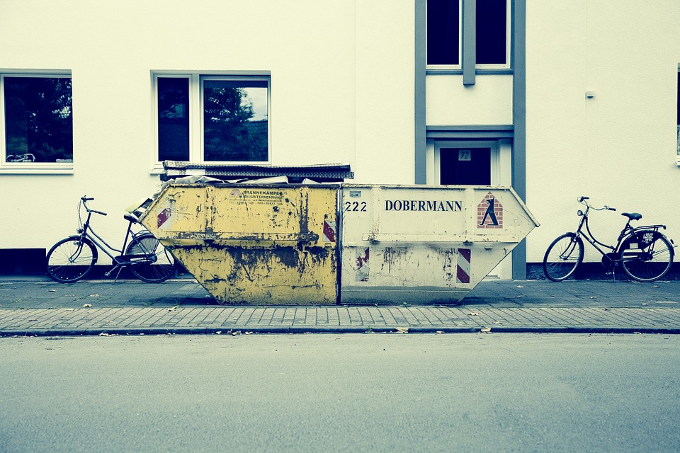 Afvalcontainer huren: geen zorgen voor je bedrijf