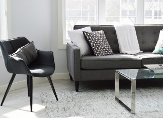 Koop een klein bureau voor de studeerkamer